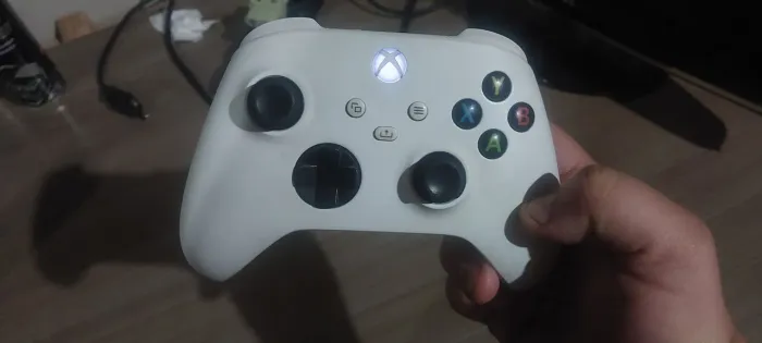 Controle de xbox one em bom estado