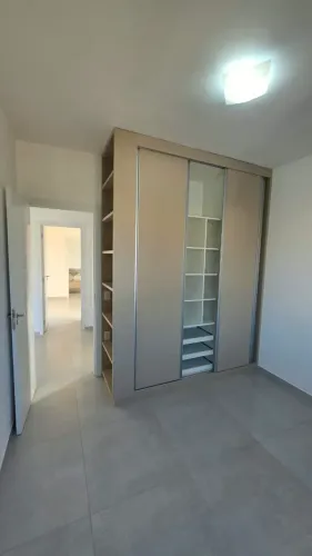 Alugo Casa 2Q Condomínio Origem do Sol com Armários planejados