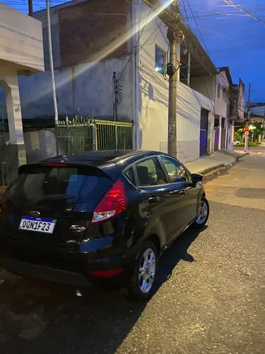 Ford Fiesta 1.5 16V Flex Mec. 5P 2014