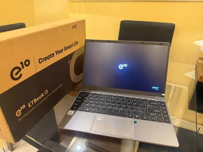 Notebook Acer Lacrados 4ram Celeron e core i3 ssd 128gb ( Lacrados )