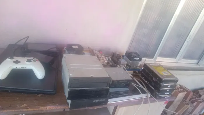 Vendo peças de Pc video game e notebook lote todo sem garantia de funcionamento