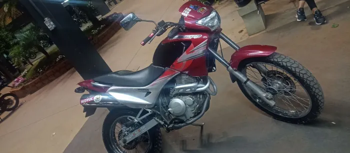 Moto de procedência top conservado revisado 