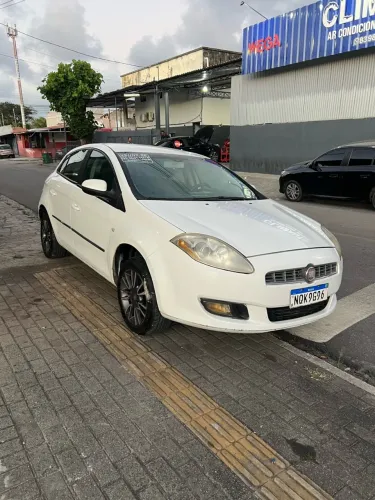 Fiat Bravo Essence Dualogic 1.8 Flex 16V 5P 2011
