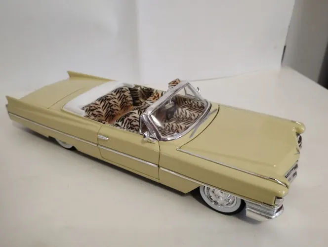 Miniatura Jada toys 1/24 cadillac 1962 Scarface