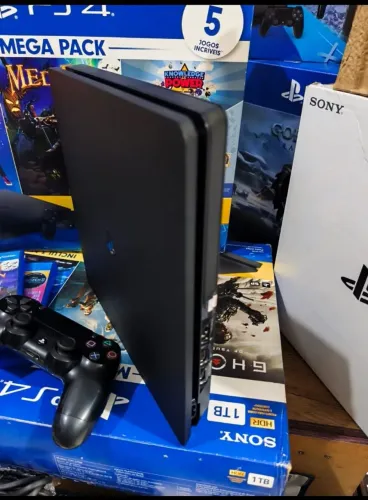 Ps4 novo na caixa e jogo