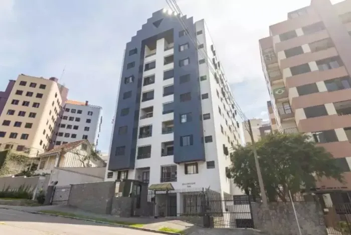 Excelente apartamento à venda no Bigorrilho, em Curitiba, localizado em uma das regiões ma