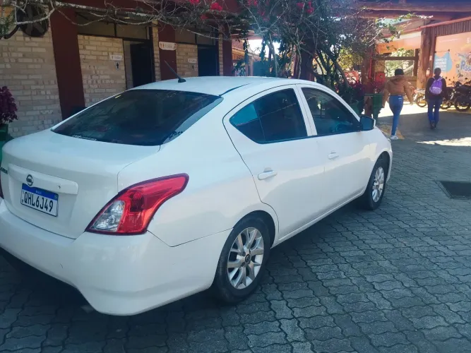 Nissan Versa S 1.0 12V Flexstart 4P Mec. 2016