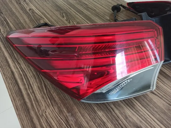 Lanterna Traseira Original - Hilux SW4 modelo 2016 à 2020