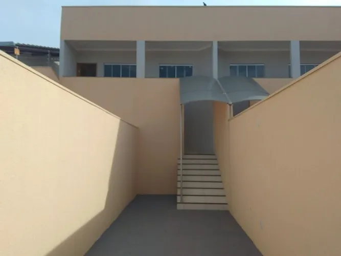 Casa flor do cerrado 3/4 sobreposta pronta entrega, Anápolis