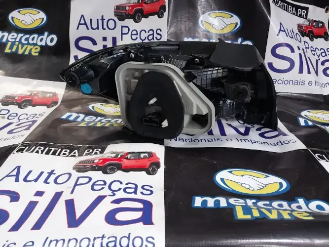 lanterna traseira peugeot L.D 208 2021/22