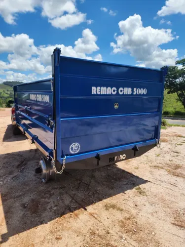 Carreta agricola 5 toneladas Basculante hidráulica para trator vendo ou troco