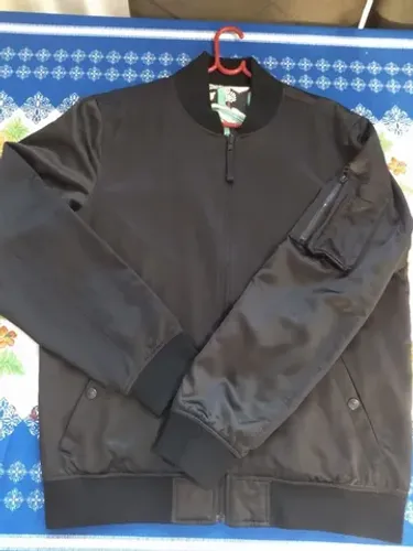 é bomber ! é levis é reversível 