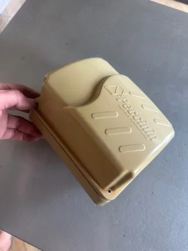 Caixa de proteção pecinin