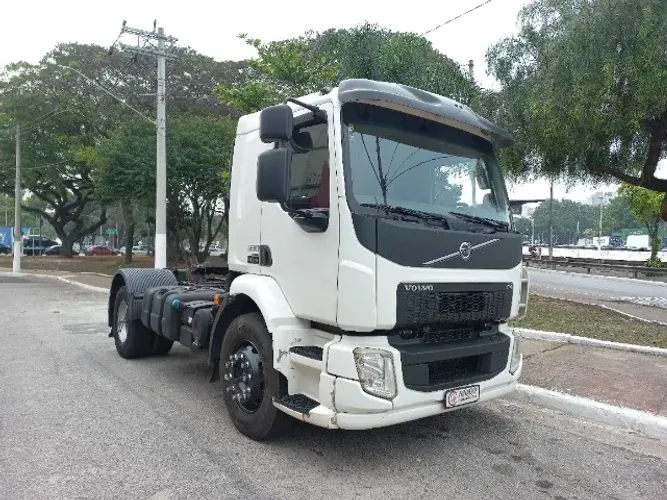 Volvo 330 Ishift 4x2 17/17