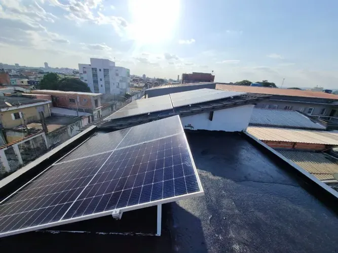 Kit fotovoltaico 2.2kw