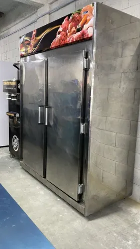 Mini Câmara de carnes 2 Portas Semi Novo (Ester)