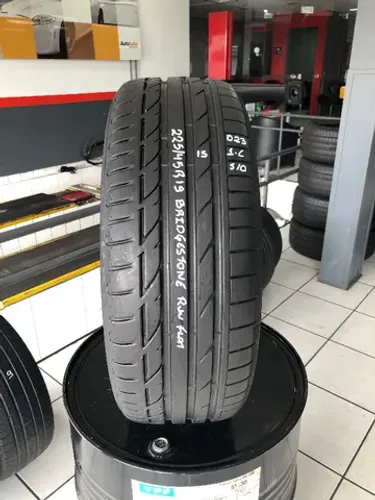 Pneu 225/45r19 Bridgestone Potenza S001 92w Runflat (usado) *15
