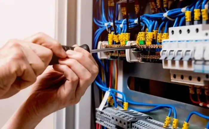Serviços Elétricos 