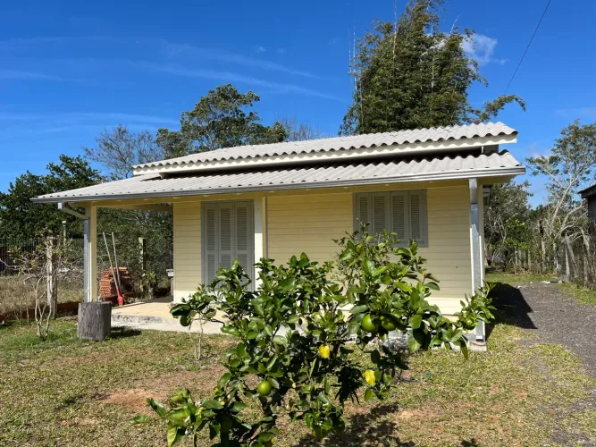 Alugo bela casa a beira do Mampituba ,no Passo de Torres SC