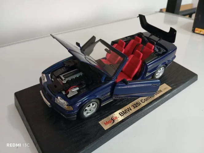 Top Miniatura BMW 325i Convertible - Maisto SpecialEdition - escala 1/18