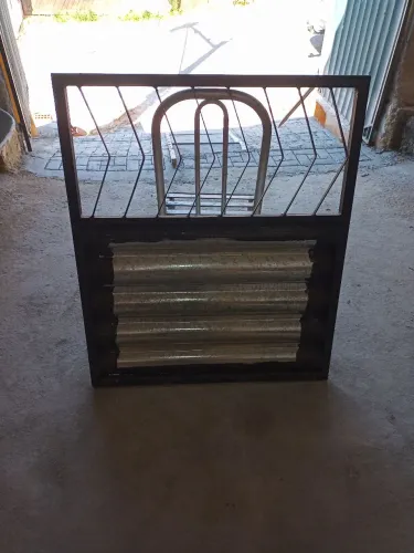 Portão para varanda, canil,  1,05m x 85cm R$250,00!!!