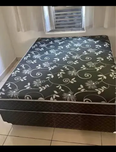 Cama Box Casal com Desenho Floral