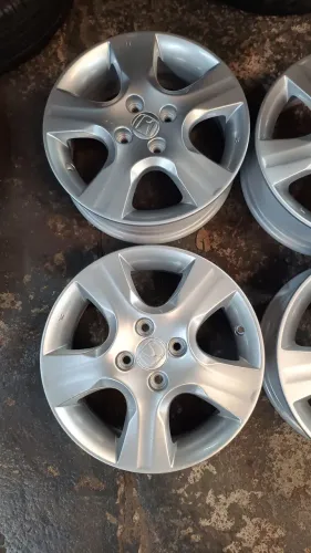 Rodas 15" Fit 