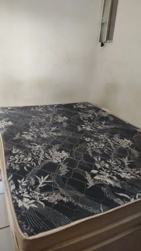 Vendo cama box casal