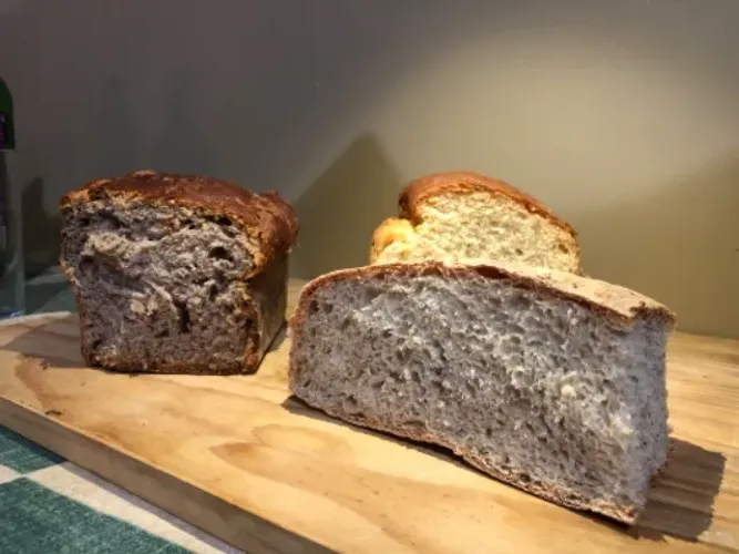 Pão italiano artesanal com fermentação natural massa madre