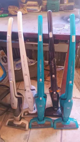 Kit de 04 aspiradores de pó Electrolux Ergorapido
