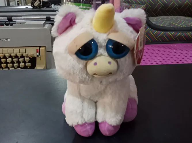 Brinquedo: Unicórnio de Pelúcia Felsty Pets