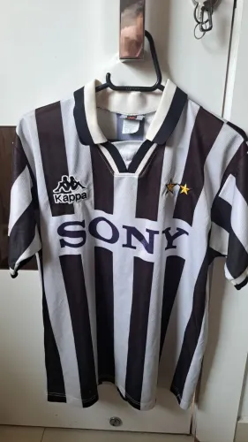 Camisa Juventus Italia