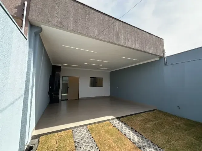 Casa Recanto do sol com 3 Quartos, 1 suíte, rica em detalhes no gesso.