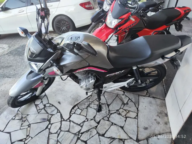 HONDA CG FAN 160 PRATA 2023 SHALON MOTOS
