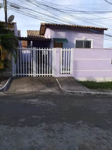 Casa no Arsenal, condomínio fechado, 3 quartos com suíte e linear!