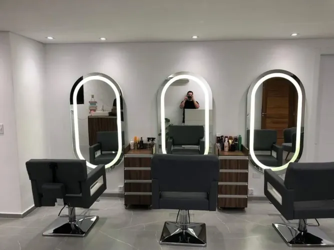 Espelhos com iluminação 