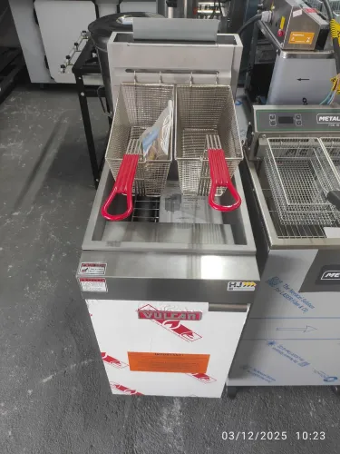 Bh Fritadeira industrial Vulcan LG300