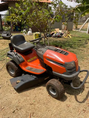 Trator Husqvarna LT 1597