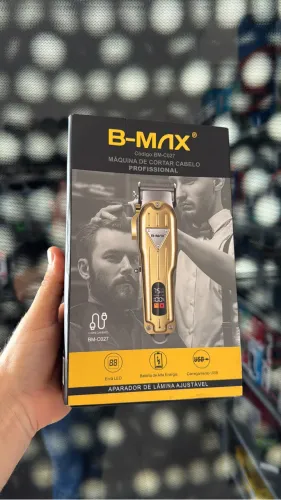 Máquina de Cortar Cabelo Profissional Com Visor Digital