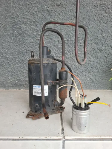 Compressor de Split Midea 9000 btus R22
