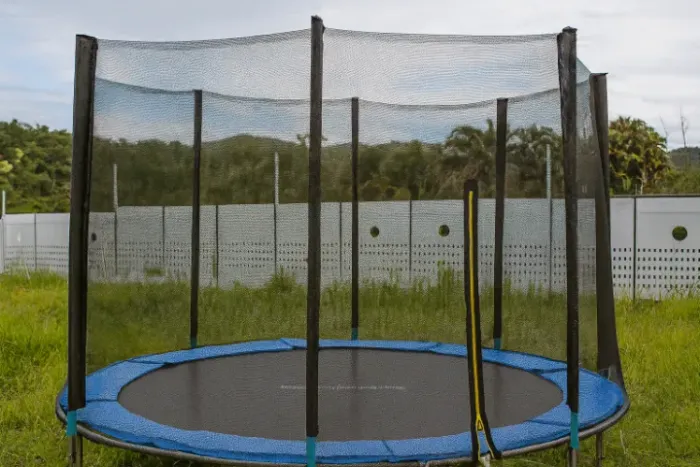 ?Cama Elástica 4,20m com Rede - Semi-nova, Perfeita para Crianças