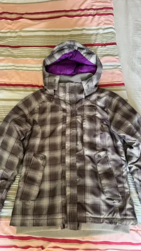 Jaqueta Quechua impermeável
