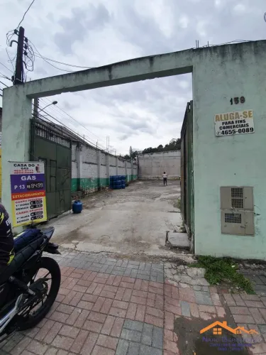 EXCELENTE TERRENO COMERCIAL NO CENTRO DE ARUJÁ