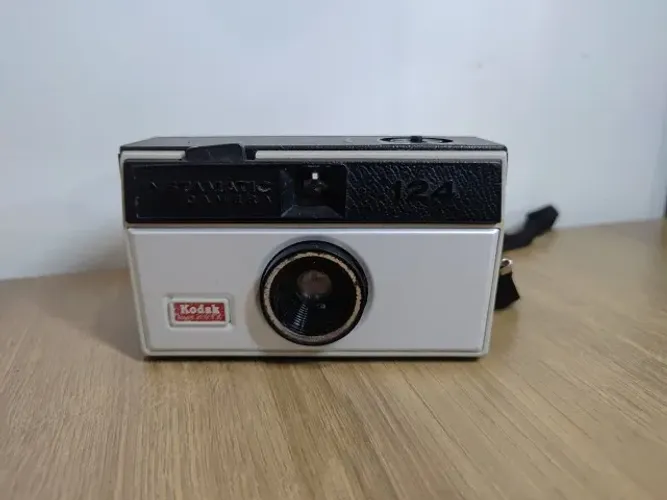 Câmera Kodak Instamatic 124 - Ótimo estado