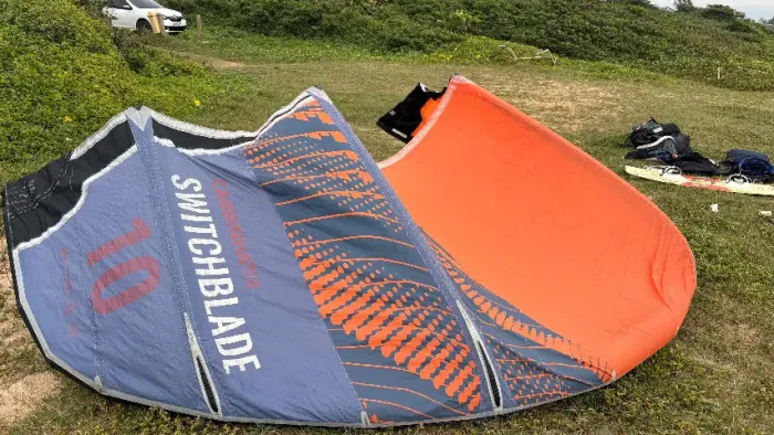 Kitesurf cabrinha tamanho 10m 2022 - Aceito cartão  