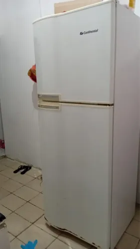 Geladeira 127V
