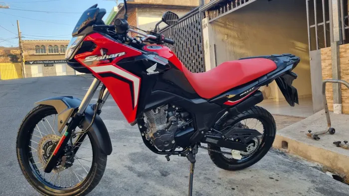 Motos Honda Sahara 300 Rally ABS Flex no Brasil