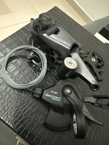 Câmbio Shimano Deore 12V