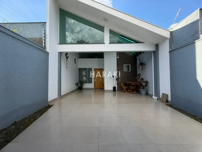 Casa a venda no bairro Jardim Itália II - Maringá/PR