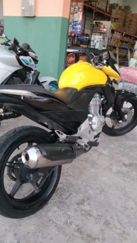 Vendo Cb300r 2010